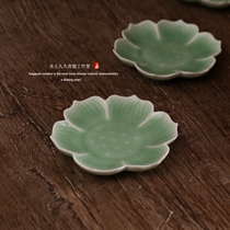  (looking for the road)Longquan Celadon lotus coaster Tea set Di kiln powder green plum green insulation pad Puer tea cup holder
