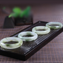 Xinjiang Golden Silk Jade Sky Mountain Cuisshes Jade Emerald Green Color Flop Color Jade Bracelet A Cargo Woman live