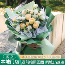Wuhan champagne pink rose bouquet flowers express the same city Wuchang Hongshan East West Lake Jianghan birthday flower shop