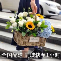 Flower Courier City distribution mix and match portable flower basket rose birthday Shenzhen Guangzhou Beijing Shanghai distribution flower shop