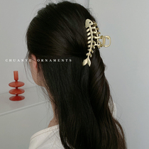 Matte metal fish bone grab clip female Japanese Korean temperament hairclip back of head Net red texture clip headgear shark clip