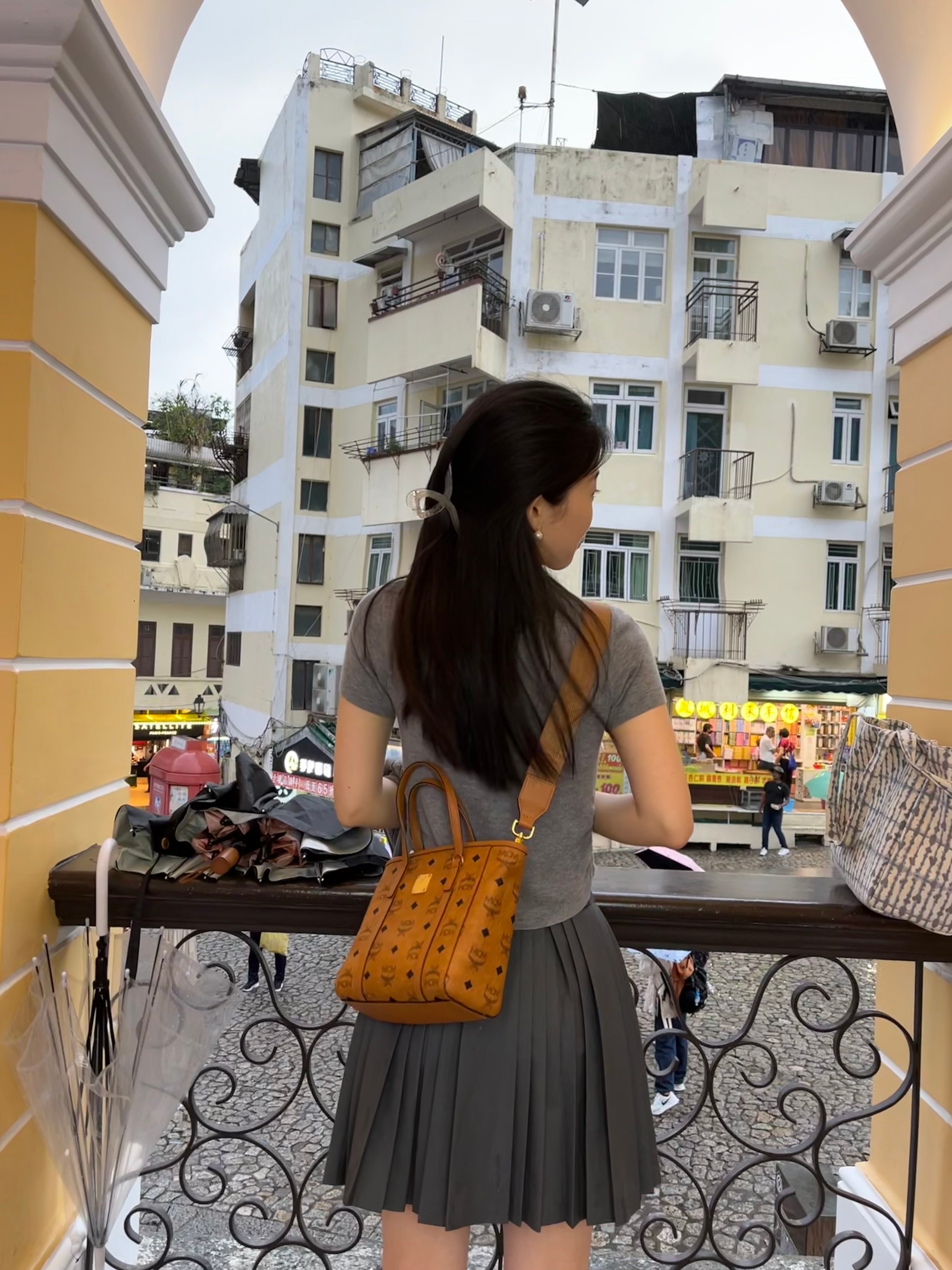 UNISELF复古高腰百褶裙 A字短裙显瘦遮肉 百褶设计灵动减龄 春季百搭单品