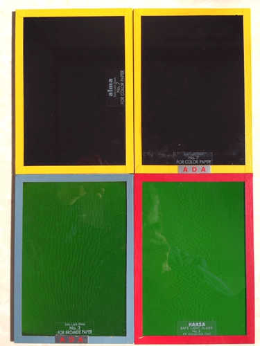 Японская оригинальная ADA Color Plam Plomplect Photo Pleobrent использует Dark Room Glass Safety Filter Color 176x125 мм Рекомендуется