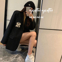 Black small suit jacket woman 2022 new spring and autumn thin jacket design Sensation Niche Casual Loose West Suit Woman
