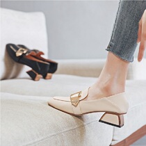 European station fairy wind thick-heeled small leather shoes women 2021 new spring joker single shoes British wind with loafers
