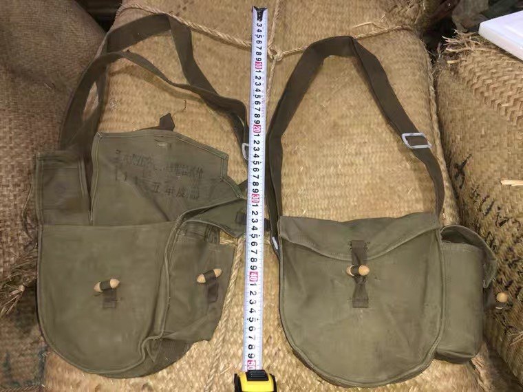 60's 56-style canvas satchel DIY canvas bag Wooden buckle small satchel Water bottle bag Sundry bag Tool bag