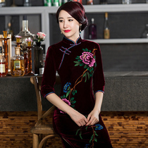 (Cheongsam broken code clearance)Gold velvet hand-painted medium and long mothers wedding wedding mother-in-law dress