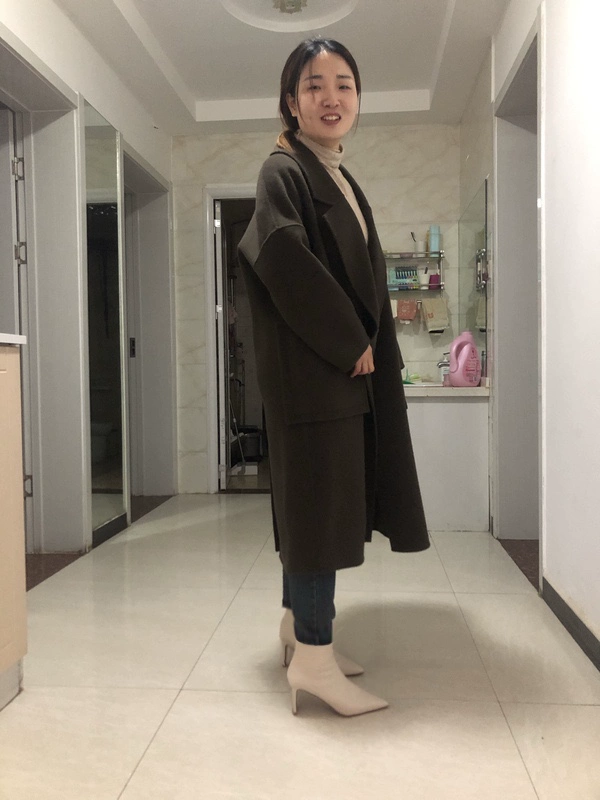 罗曼风情秋冬米色尖头高跟短靴 细跟瘦瘦靴设计拉长比例 加绒保暖不臃肿