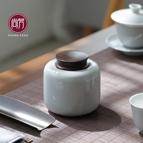 Chamfong White Porcelain Tea Leaf Jar Ceramic Seal Tank Mini Trumpet Portable Travel Tea Jar Home Jar Tea Bin