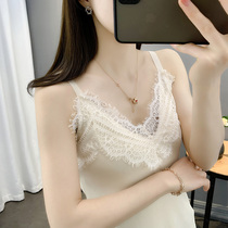 Spring and Summer Atmospheric Lace Ribbon Embrace Embrace Women with a 2021 new ice silk beauty jacket and wearing a undress