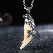 Necklace Men pendant Portable domineering wolf tooth pendant Personality bag True black dog tooth titanium steel chain 925 sterling silver jewelry