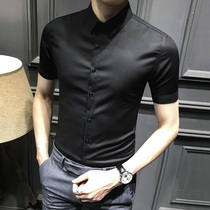 A dress that highlights mens calm temperament ~Summer short-sleeved shirt mens Korean version of black business mens shirt
