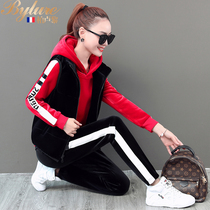 Plus velvet padded sports suit womens autumn and winter 2021 new high-end gold velvet foreign style womens casual three-piece set