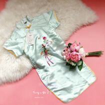 Silk pure hand embroidered children cheongsam tender apple green Phoenix wearing Peony