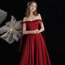 Forged cloth toast to the bride 2022 new wedding with a slim temperament red evening gown that can normally be worn