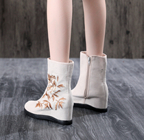 Embroidered shoes womens new Hanfu single boots old Beijing cloth shoes single shoes ethnic wind slope heel increase womens boots spring and summer