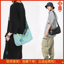 Plaid cross-body bag womens ins simple large capacity casual versatile shoulder bag mens bag niche nylon bag class bag