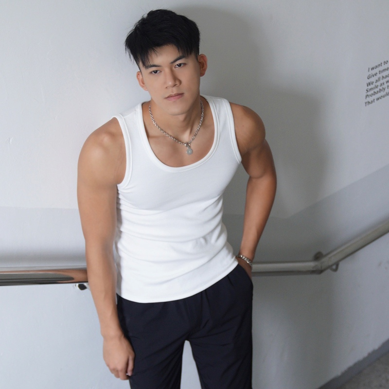 Jzd White/Black Summer American Retro Sports Breathable Sleeveless T-Shirt/Elastic Slim Fit Versatile Fitness Vest for Men