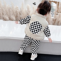 Female Treasure Korean Ensemble Suit for male and female children Cavet Thickened Autumn Winter Horse Chia Clothing Three Sets Children Clothing Winter Dress Plaid Clothes