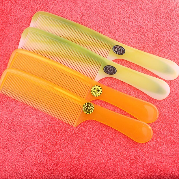 Long hair comb hair soft plastic folding comb plastic less static large bull tendon plastic household dense teeth men and women