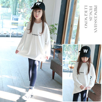 Girls T-shirt long-sleeved 2023 spring and autumn new loose foreign style big childrens mid-length hole personality bottoming shirt trendy style