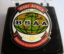 Resident Evil 5 game peripheral BSAA badge Metal badge Identity chapter Identification chapter with gift box