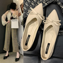 Tide Card Pointed Light Mouth Single Shoe Woman 2022 Spring Summer New Temperament 100 Hitch Soft Bottom Butterfly Knots Flat-bottomed Bean Bean Shoes