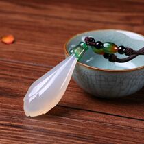 Natural white agate Magnolia orchid sweater chain pendant pendant pendant female Crystal Jade jewelry temperament such as orchid