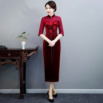 Spring and Autumn mid-sleeve wedding banquet dress Beaded gold velvet mid-length mom performance catwalk daily cheongsam