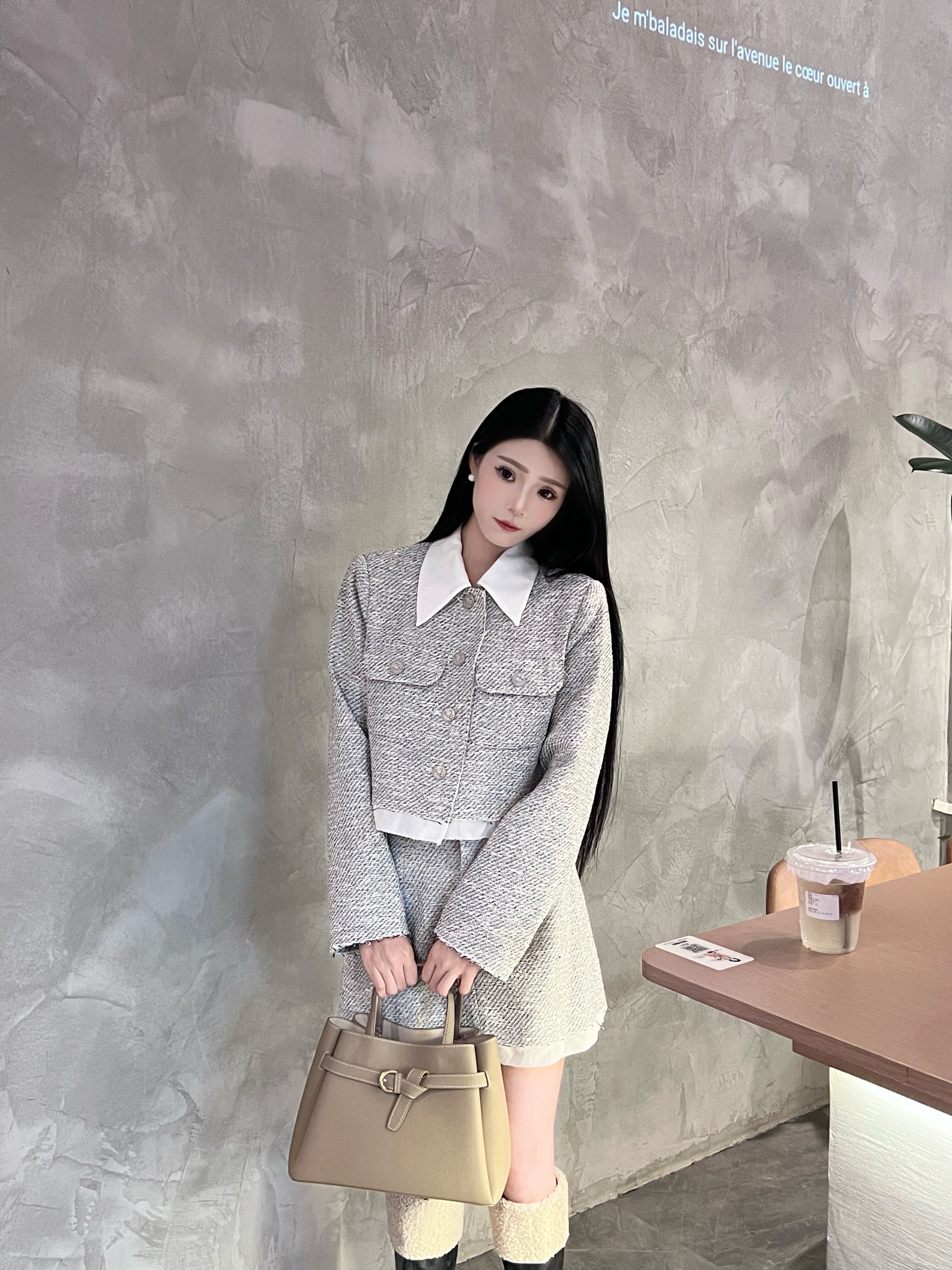 百丽质感真皮大容量托特包 牛皮材质高级耐磨 大容量装下电脑文件