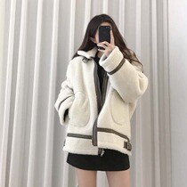 White Lamb hair locomotive coat women winter 2021 Korean version of loose fur one short thick fashion coat
