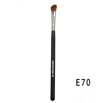 sigmaE70 Bevelled Nose Shadow Brush Sloped Head Eye Shadow Brush With High Light Brushed Brush Shades Brush Shaded Dragon Loft Make-up Brush