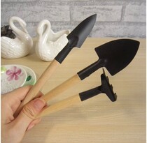 Three sets of tools for gardening small tools gardening tools