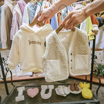 Childrens autumn and winter foreign air Two sets of winter new male and female Han version Marchia velvet with cap sweatshirt baby suit