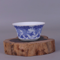 Ming Chuanghua annual blue and white grape figure thin tire horseshoe Cup antique old object decoration collection