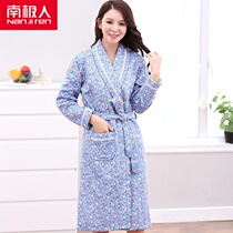 Women's nightgown winter warm sandwich bathrobe middle-aged and elderly plus size cotton long sleeve thin padded bathrobe