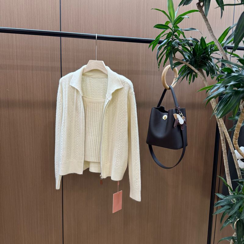 L3005 # Designed Knit Sweater L3005 # Designed Knit Sweater
