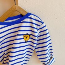 Knock on a soft 100 hitch long sleeve T-shirt ~ Nicole family spring new pint boy girl cartoon Cubs striped undershirt