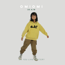 OMIOMI original design Autumn and winter velvet thickened oh Korean version of three-dimensional towel embroidered hooded childrens pullover sweater