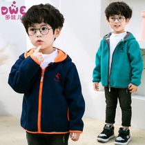 Boys fleece jacket foreign style autumn new childrens clothing Baby spring and autumn hooded sweater Childrens Korean version plus velvet tide