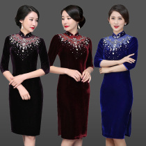 Golden velvet cheongsam 2021 new female dignified atmosphere noble mother-in-law wedding banquet mother dress old Shanghai dress
