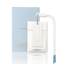 handhandhand official home sachet bedroom wardrobe car fragrance Pear square Chara with the same