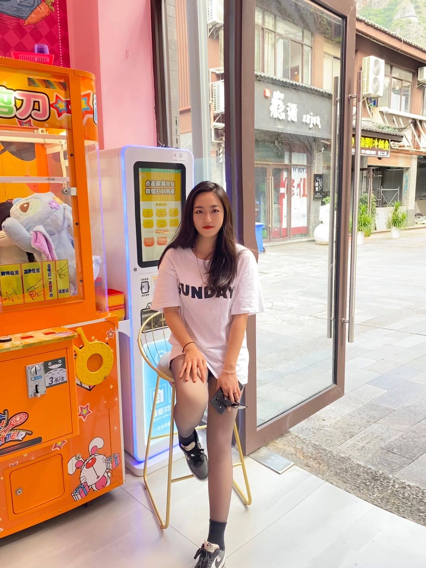 小野和子冬季黑丝光腿神器 加绒双层设计保暖不臃肿 替换装方便实用