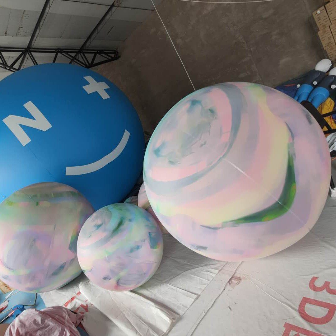 Inflatable planet air model PVC inflatable eight planetary balloons lift off the planet air model luminous moon starry sky floating ball