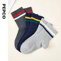 (Member points redemption) three pairs of socks