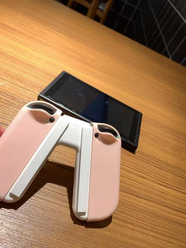 良值手柄和任天堂pro手柄区别，良值switch手柄