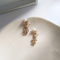 S925 silver needle sweet fresh diamond-set bear stud earrings Japanese and Korean girl style earrings temperament pearl ear clip 204