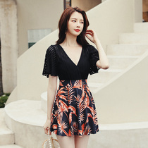 2021 New Bubble Spa Swimsuit Womens Slim Cover One-piece Dress Flat Angle Big Code Steel Togather Conservative Swimsuit