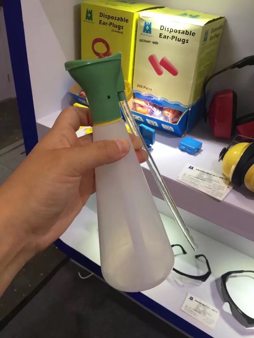 Blue Eagle EW6 Portable Eye Wash Emergency Simple Treatment Eye Wash Can Carry With You Manual Squeeze