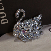 Fashionable Swan crystal Zircon high-grade brooch womens diamond Korean fashion Joker sweater jacket accessories pin